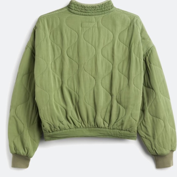 Blank NYC Dryden Green Quilted Cropped Jacket Olive Green Size Medium - Picture 2 of 3